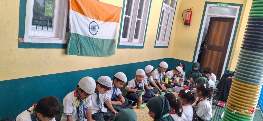 Science Lab Excursion Dawah Public School | Ladhoo · Pampore